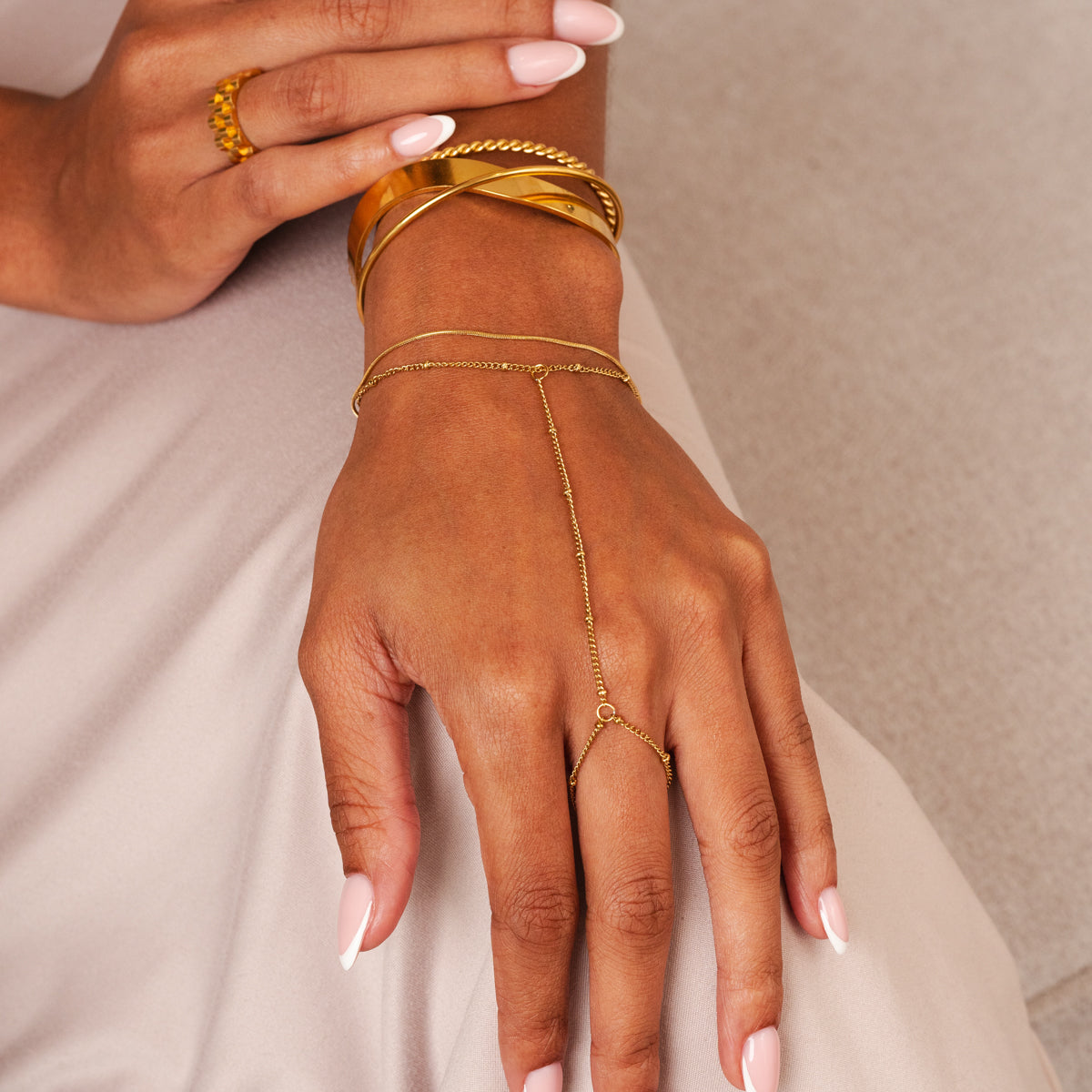 Ball Hand Chain - Gold