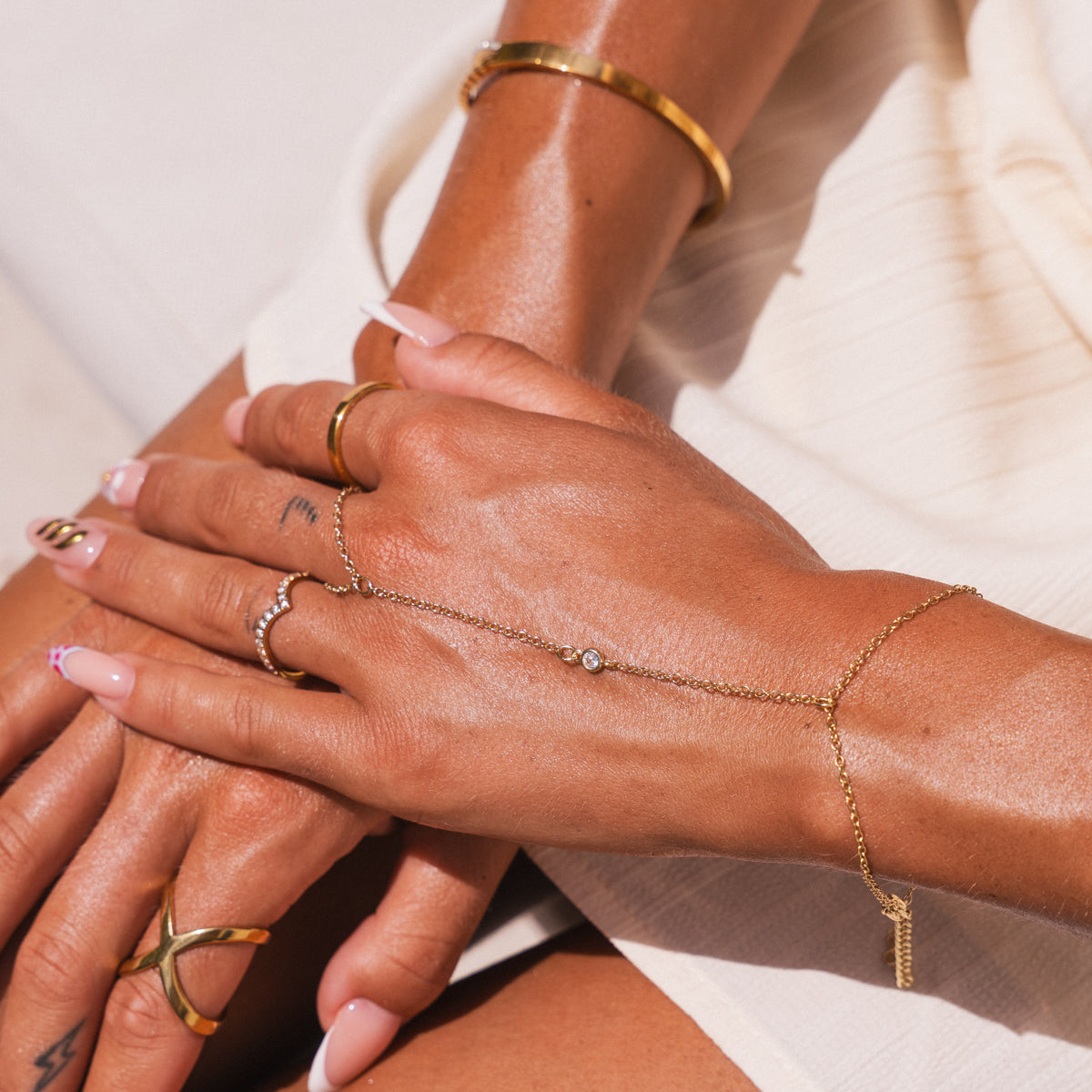 Single Stone Hand Chain - Gold